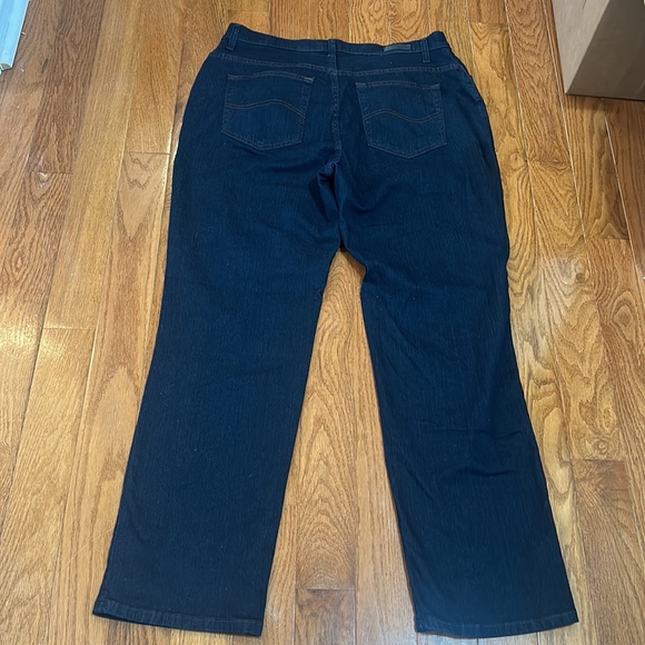 LEE RELAXED FIT WAIST POCKETS ZIPPER DENIM JEANS STRETCH WOMEN SIZE 16 W MEDIUM - Picture 4 of 7